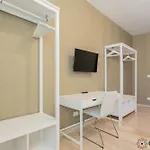 Einaudi By Apulia 3* Bari