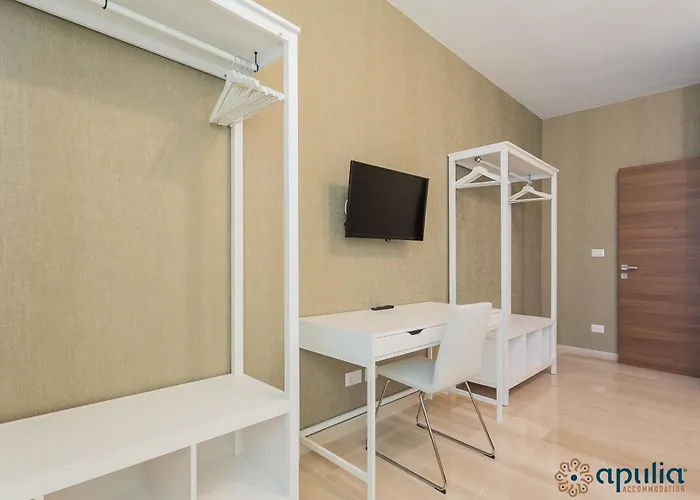 Einaudi By Apulia 3* Μπάρι