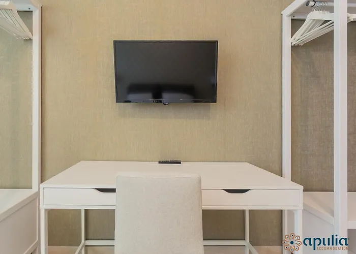 Einaudi By Apulia 3*