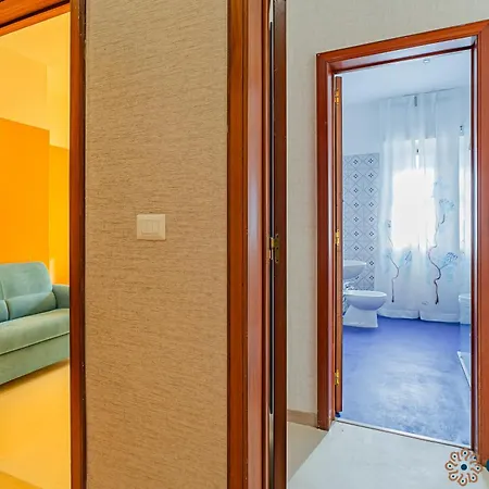 Einaudi By Apulia 3*