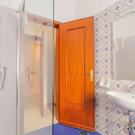 Einaudi By Apulia 게스트하우스 바리