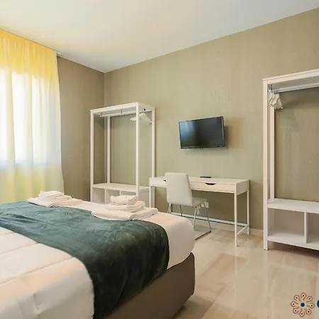 Einaudi By Apulia 게스트하우스 바리